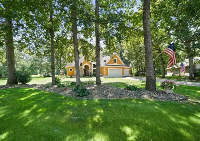 Single family home for sale at 11349 N Oak Ct, Wheatfield, IN 46392 | MLS# 844535