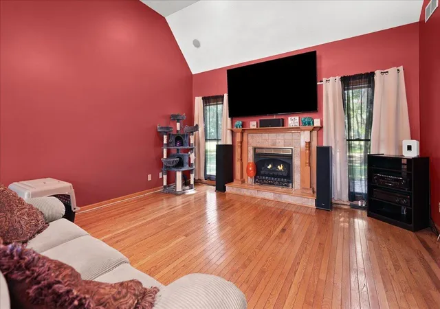 Photo 3 of Single family home for sale at 11349 N Oak Ct, Wheatfield, IN 46392 | MLS# 844535 | Listing updated on 2026-08-29