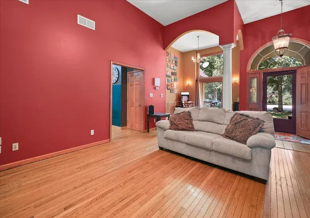 Photo 4 of Single family home for sale at 11349 N Oak Ct, Wheatfield, IN 46392 | MLS# 844535 | Listing updated on 2026-08-29
