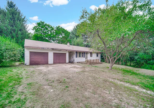 Photo 3 of Sale Pending at 90 S 275 West, Valparaiso, IN 46385 | MLS# 844595 | Listing updated on 2026-09-03
