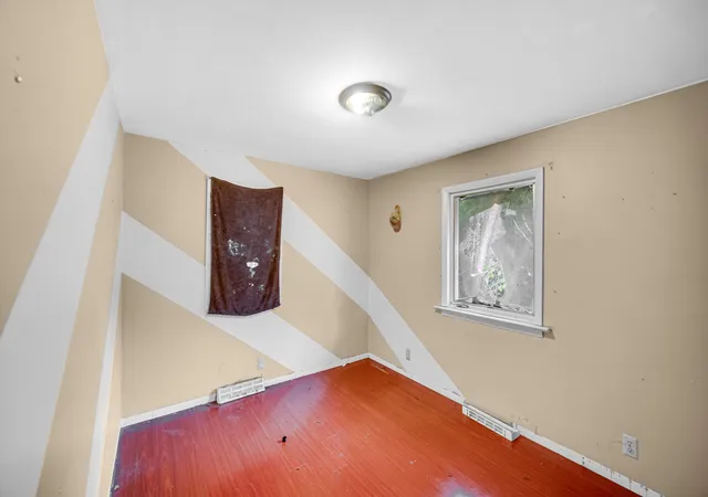 Photo 4 of Sale Pending at 90 S 275 West, Valparaiso, IN 46385 | MLS# 844595 | Listing updated on 2026-09-03