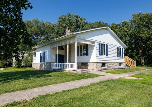 Photo 3 of Sale Pending at 623 N Ohio St, Remington, IN 47977 | MLS# 844551 | Listing updated on 2026-09-19