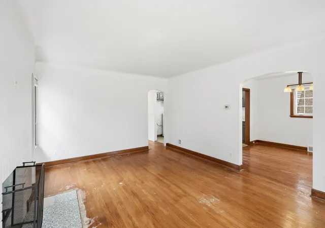 Photo 4 of Single family home for sale at 1442 Warwick Ave, Whiting, IN 46394 | MLS# 844695 | Listing updated on 2026-10-09