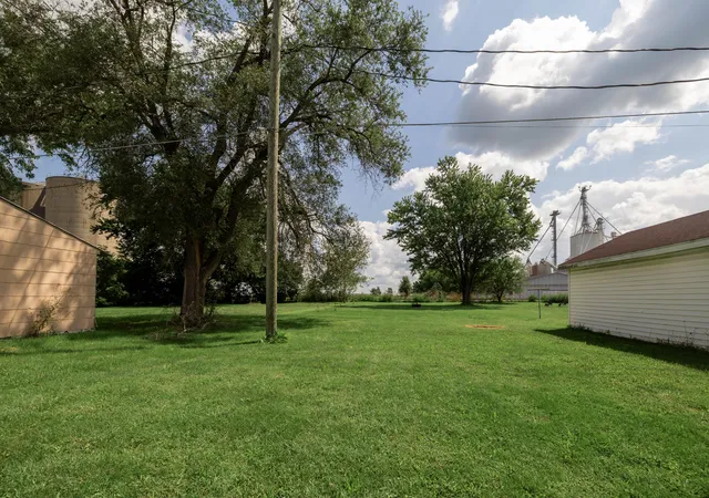 Photo 2 of Single family home for sale at 210 N Prairie St #A, Brookston, IN 47923 | MLS# 844651 | Listing updated on 2026-09-01