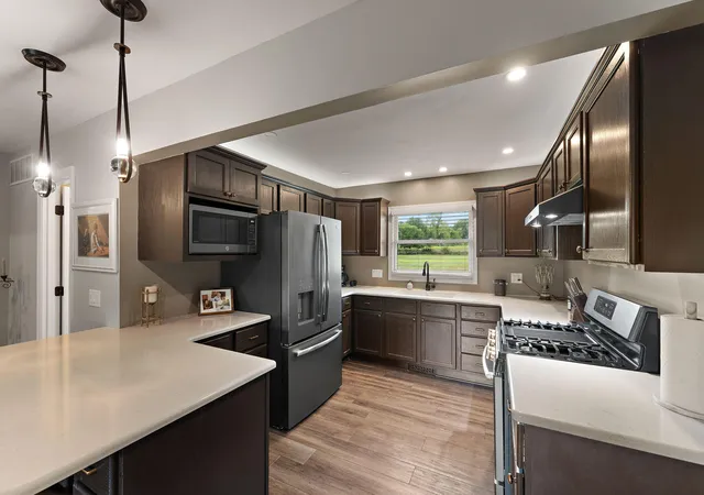 Photo 3 of Sale Pending at 130 S 300 West, Valparaiso, IN 46385 | MLS# 844582 | Listing updated on 2026-09-04