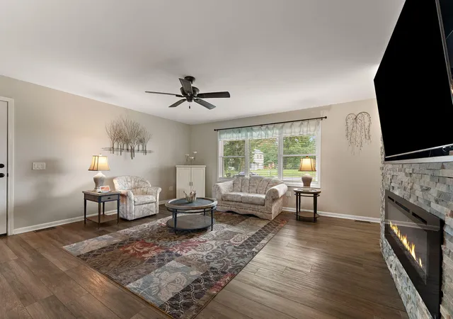 Photo 4 of Sale Pending at 130 S 300 West, Valparaiso, IN 46385 | MLS# 844582 | Listing updated on 2026-09-04