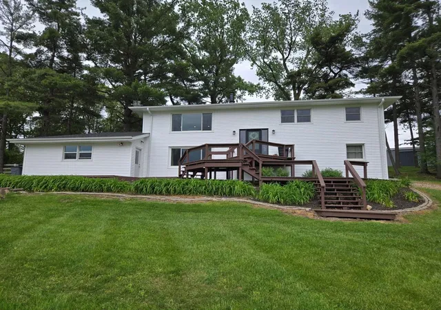 Photo 2 of Single family home for sale at 15100 White Oak Ave, Lowell, IN 46356 | MLS# 844637 | Listing updated on 2026-09-07