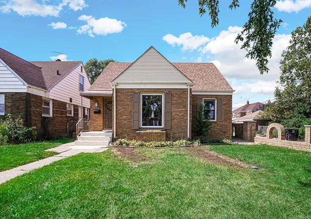 Photo 1 of Single family home for sale at 518 Rutledge St, Gary, IN 46404 | MLS# 844797 | Listing updated on 2026-09-23