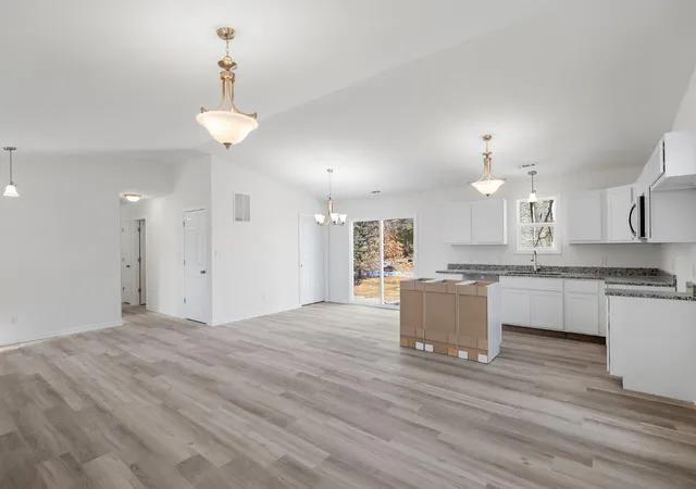 Photo 3 of Single family home for sale at 322 Litchfield Rd, Kingsford Heights, IN 46346 | MLS# 844755 | Listing updated on 2026-09-03