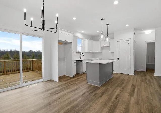Photo 3 of Single family home for sale at 517 Scenic View Ave, Valparaiso, IN 46385 | MLS# 844775 | Listing updated on 2026-09-03