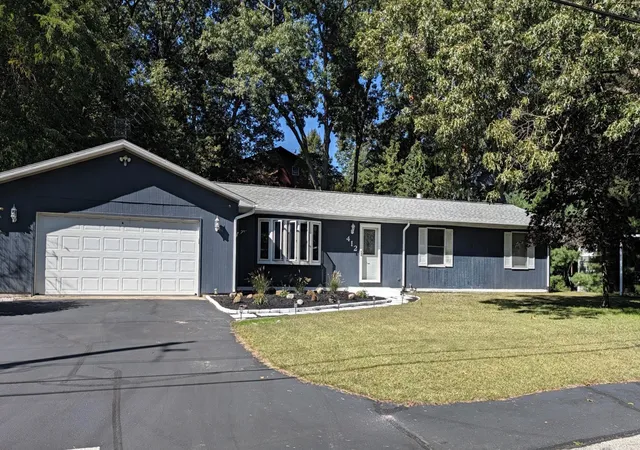 Photo 1 of Single family home for sale at 412 Westwood Dr, Michigan City, IN 46360 | MLS# 844644 | Listing updated on 2026-10-06