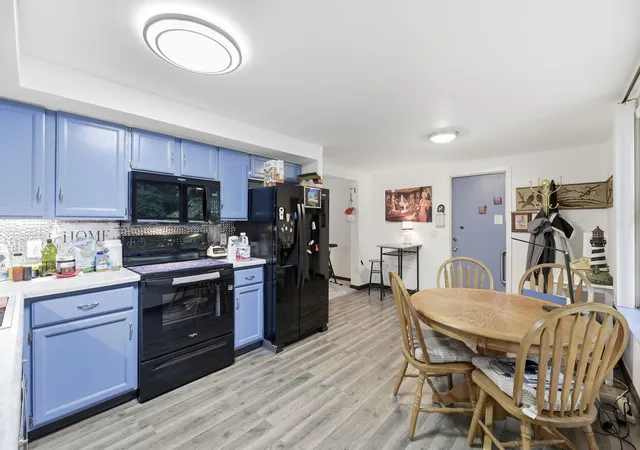 Photo 4 of Single family home for sale at 412 Westwood Dr, Michigan City, IN 46360 | MLS# 844644 | Listing updated on 2026-09-02