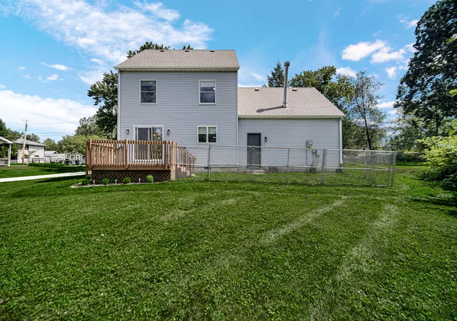 Photo 2 of Sale Pending at 4505 Flint Lake Gateway, Valparaiso, IN 46383 | MLS# 844617 | Listing updated on 2026-09-04