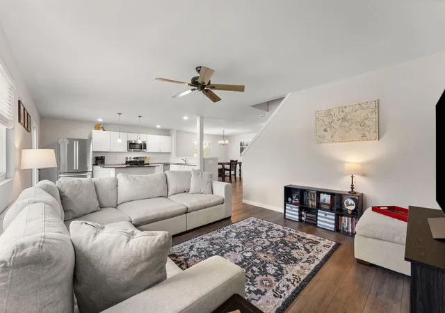 Photo 3 of Single family home for sale at 29 Karner Blue Ct, Chesterton, IN 46304 | MLS# 844730 | Listing updated on 2026-09-03