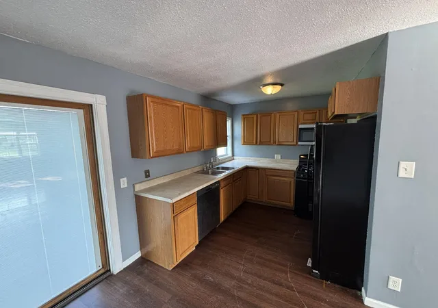 Photo 3 of Single family home for sale at 6110 Johnson St, Merrillville, IN 46410 | MLS# 844672 | Listing updated on 2026-09-14