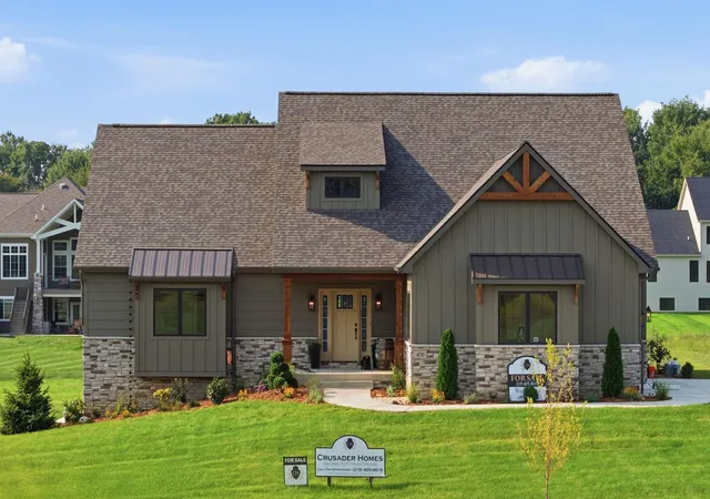 Photo 2 of Sale Pending at 470 Stonebridge Pkwy, Valparaiso, IN 46383 | MLS# 844649 | Listing updated on 2026-09-03