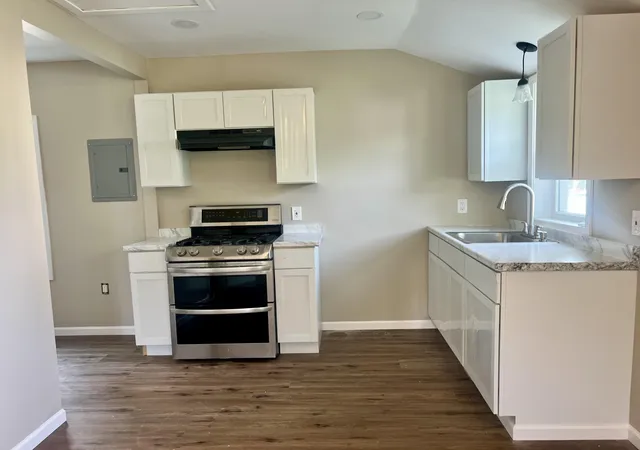 Photo 3 of Single family home for sale at 4 Kenworthy St, Valparaiso, IN 46385 | MLS# 844652 | Listing updated on 2026-09-02