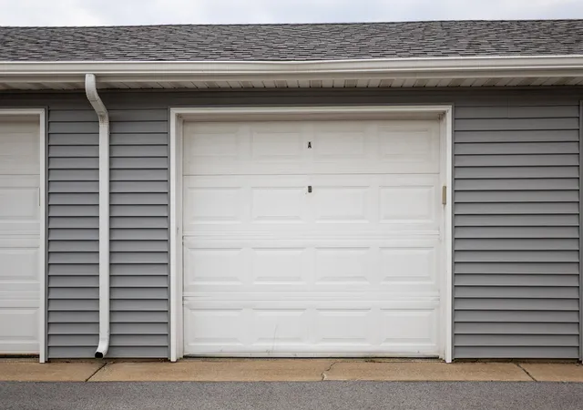 Photo 2 of Sale Pending at 8211 Lincoln Cir #A, Merrillville, IN 46410 | MLS# 844669 | Listing updated on 2026-09-13