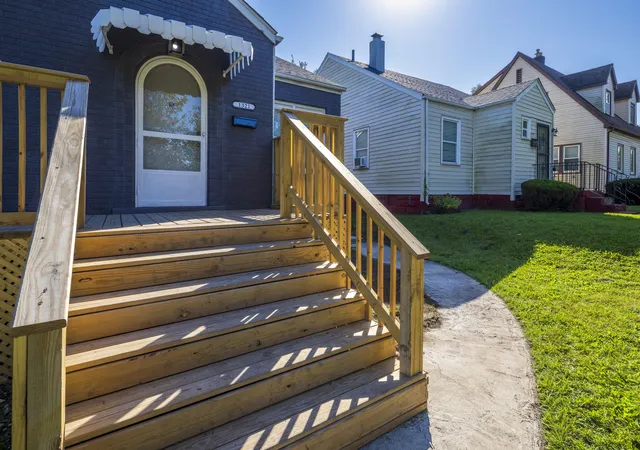 Photo 3 of Single family home for sale at 1321 Lincoln St, Gary, IN 46407 | MLS# 846484 | Listing updated on 2026-10-07