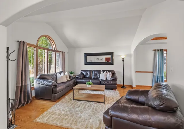 Photo 4 of Single family home for sale at 108 Exeter Rd, Munster, IN 46321 | MLS# 844748 | Listing updated on 2026-09-03