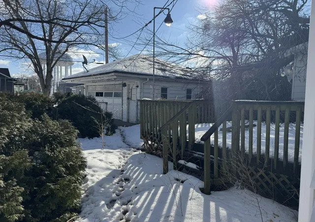 Photo 3 of Single family home for sale at 111 N Calumet Ave, Michigan City, IN 46360 | MLS# 844662 | Listing updated on 2026-09-03
