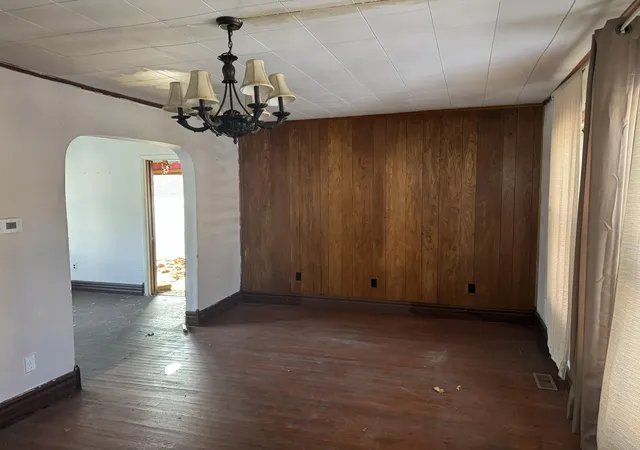 Photo 4 of Single family home for sale at 111 N Calumet Ave, Michigan City, IN 46360 | MLS# 844662 | Listing updated on 2026-09-03