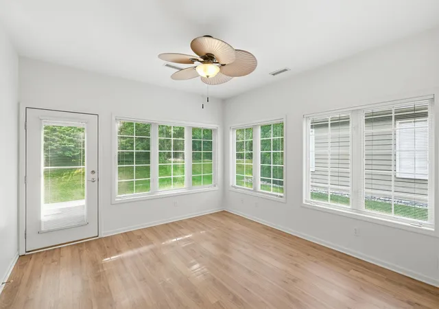 Photo 4 of Single family home for sale at 10513 Ontario Dr, Crown Point, IN 46307 | MLS# 844819 | Listing updated on 2026-09-17