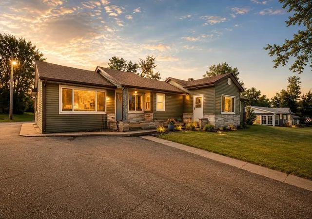 Photo 1 of Single family home for sale at 4975 E 73rd Avenue, Merrillville, IN 46410 | MLS# 844679 | Listing updated on 2026-09-05