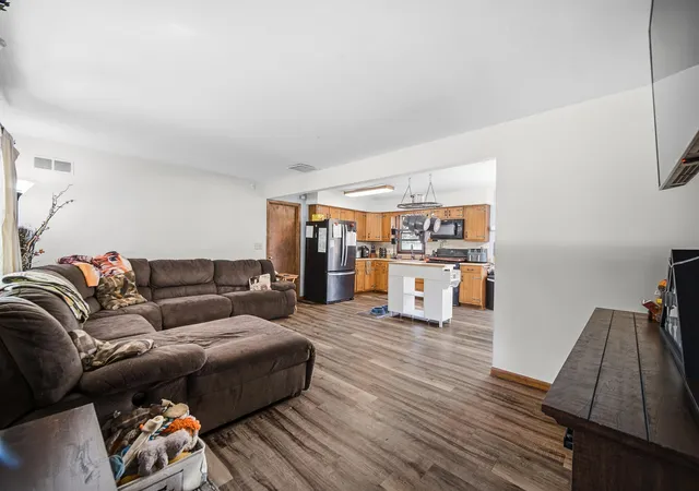 Photo 3 of Single family home for sale at 680 S Marshall St, Wheatfield, IN 46392 | MLS# 844692 | Listing updated on 2026-09-04