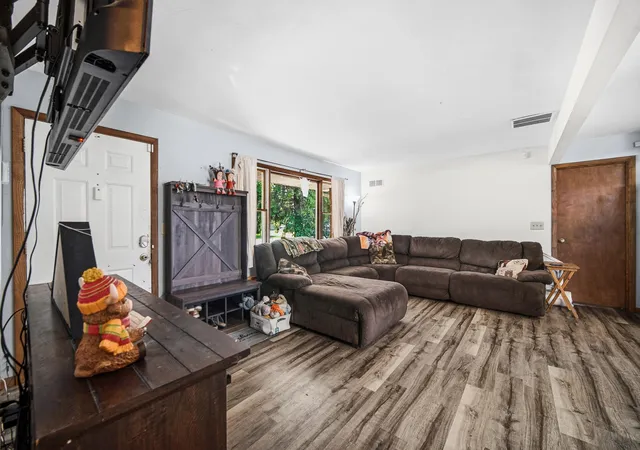 Photo 4 of Single family home for sale at 680 S Marshall St, Wheatfield, IN 46392 | MLS# 844692 | Listing updated on 2026-09-04