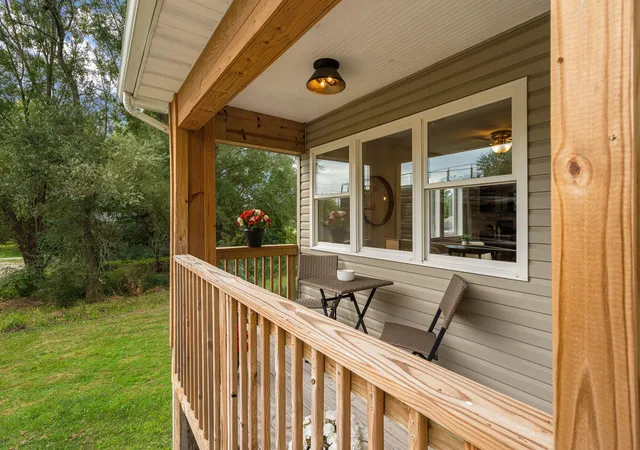 Photo 3 of Single family home for sale at 44 W Vick Tree Ln, Hebron, IN 46341 | MLS# 845526 | Listing updated on 2026-09-19