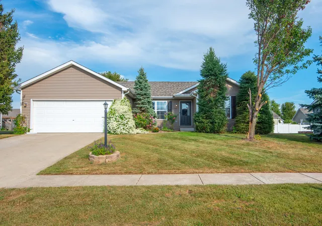 Photo 2 of Single family home for sale at 702 Luke Dr, Westville, IN 46391 | MLS# 845064 | Listing updated on 2026-09-18