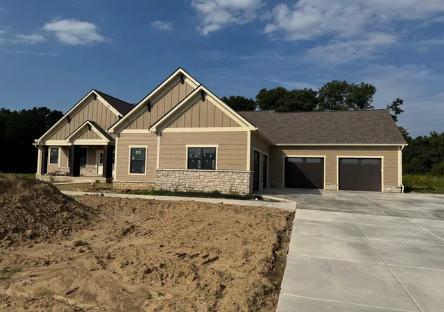 Photo 1 of Sale Pending at 456 Stonebridge Pkwy, Valparaiso, IN 46383 | MLS# 844689 | Listing updated on 2026-09-02