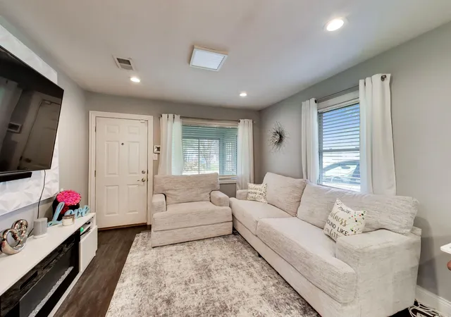 Photo 3 of Single family home for sale at 2081 Wright St, Gary, IN 46404 | MLS# 844892 | Listing updated on 2026-09-26