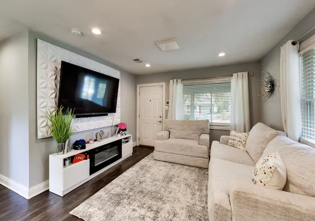 Photo 4 of Single family home for sale at 2081 Wright St, Gary, IN 46404 | MLS# 844892 | Listing updated on 2026-09-26