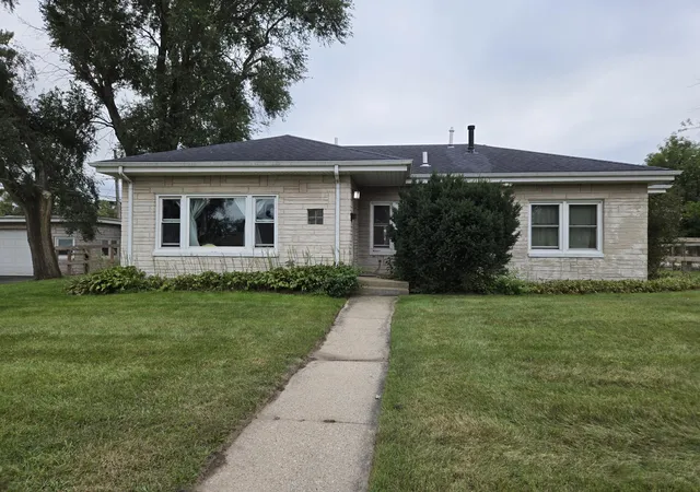 Single family home for sale at 145 N Wood St, Griffith, IN 46319 | MLS# 845829