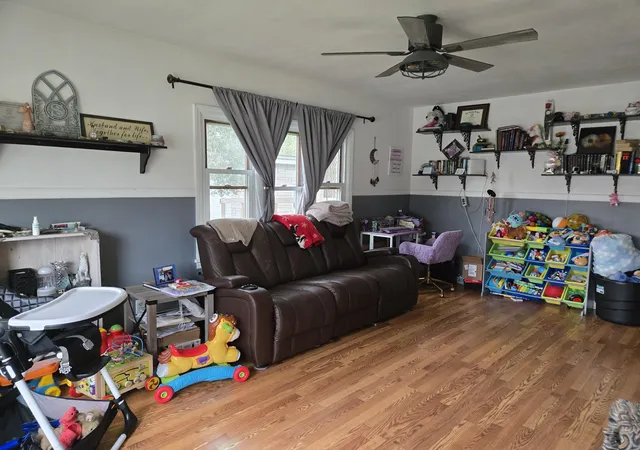 Photo 1 of Single family home for sale at 145 N Wood St, Griffith, IN 46319 | MLS# 845829 | Listing updated on 2026-09-24