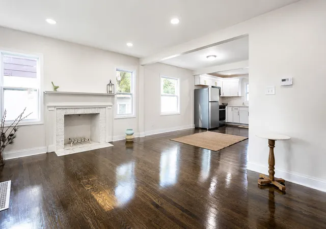 Photo 3 of Sale Pending at 234 N Woodlawn Ave, Griffith, IN 46319 | MLS# 844712 | Listing updated on 2026-09-05