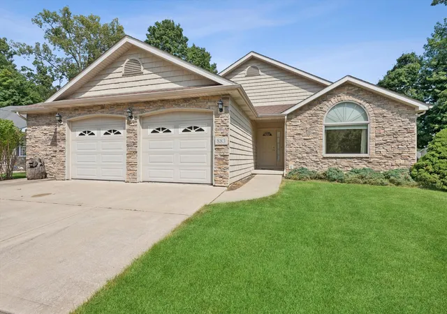 Photo 1 of Single family home for sale at 883 Hemingway Trl, Valparaiso, IN 46383 | MLS# 844701 | Listing updated on 2026-09-23