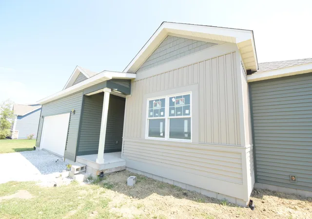 Photo 4 of Single family home for sale at 601 N Beckmon St, Remington, IN 47977 | MLS# 844716 | Listing updated on 2026-09-04