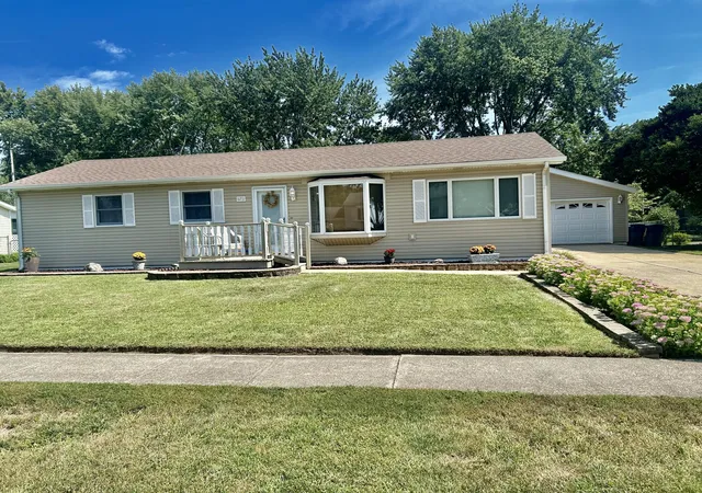 Photo 1 of Sale Pending at 671 Blackwood Dr, Lowell, IN 46356 | MLS# 844715 | Listing updated on 2026-09-08