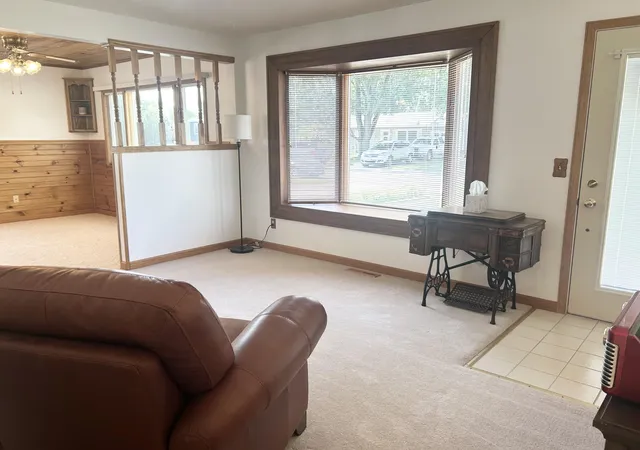 Photo 4 of Sale Pending at 671 Blackwood Dr, Lowell, IN 46356 | MLS# 844715 | Listing updated on 2026-09-08