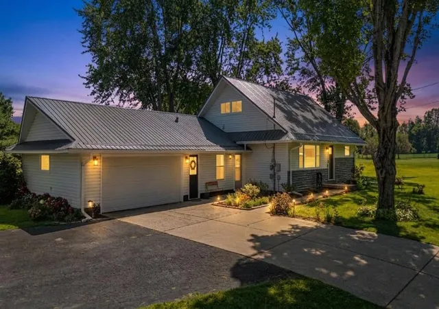 Photo 1 of Single family home for sale at 3288 W Small Ct, La Porte, IN 46350 | MLS# 844810 | Listing updated on 2026-10-06