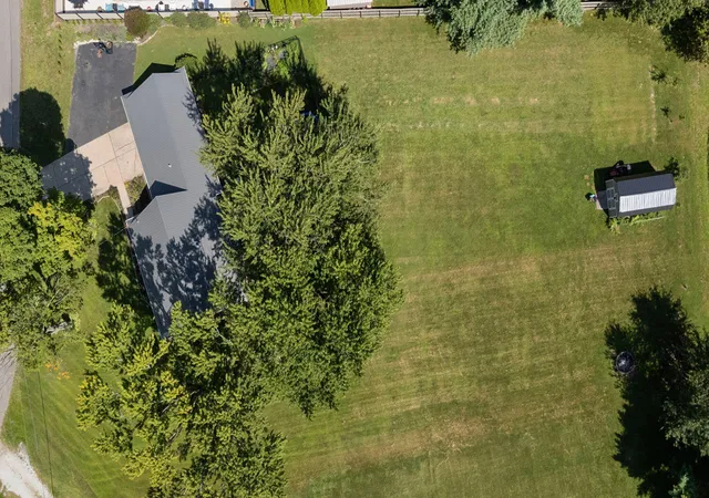 Photo 2 of Single family home for sale at 3288 W Small Ct, La Porte, IN 46350 | MLS# 844810 | Listing updated on 2026-09-22