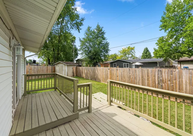 Photo 2 of Single family home for sale at 385 Riviera Ct, Valparaiso, IN 46385 | MLS# 844736 | Listing updated on 2026-09-05