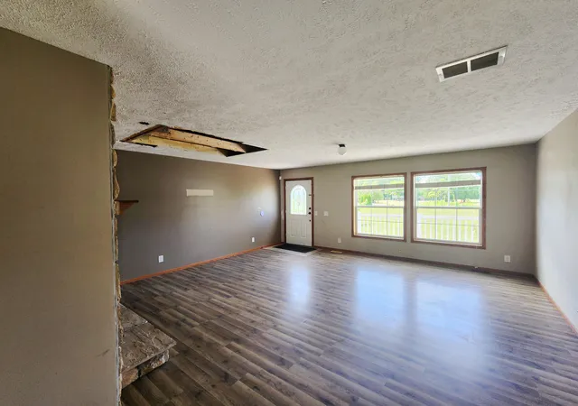 Photo 3 of Single family home for sale at 9131 N 100 West, Wheatfield, IN 46392 | MLS# 845051 | Listing updated on 2026-09-18