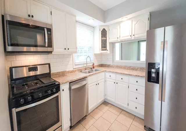 Photo 3 of Single family home for sale at 1473 Happy Valley Rd, Crown Point, IN 46307 | MLS# 844720 | Listing updated on 2026-10-04
