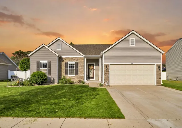 Photo 1 of Single family home for sale at 1926 E Boardwalk Cir, Portage, IN 46368 | MLS# 844764 | Listing updated on 2026-09-16