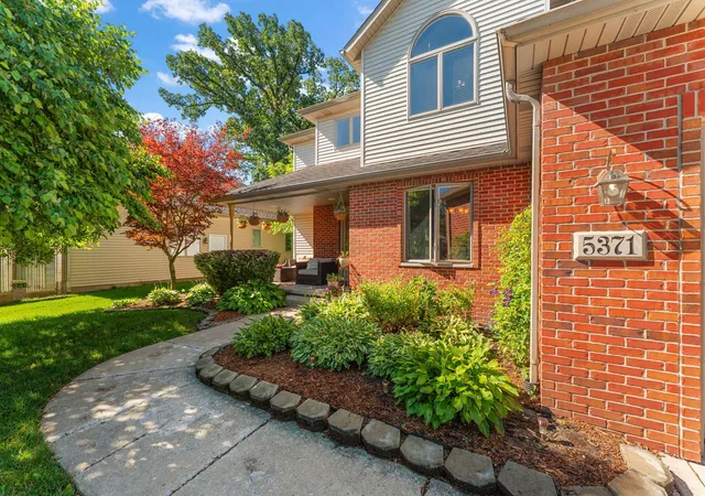 Photo 3 of Single family home for sale at 5371 72nd Avenue, Schererville, IN 46375 | MLS# 844761 | Listing updated on 2026-09-28