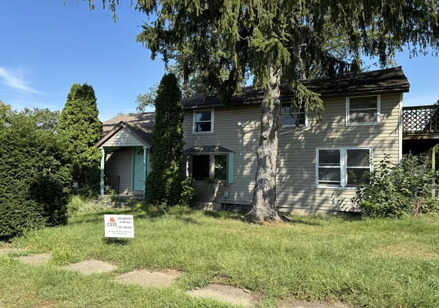 Photo 1 of Single family home for sale at 526 Tudor Rd, Kingsford Heights, IN 46346 | MLS# 844806 | Listing updated on 2026-09-04